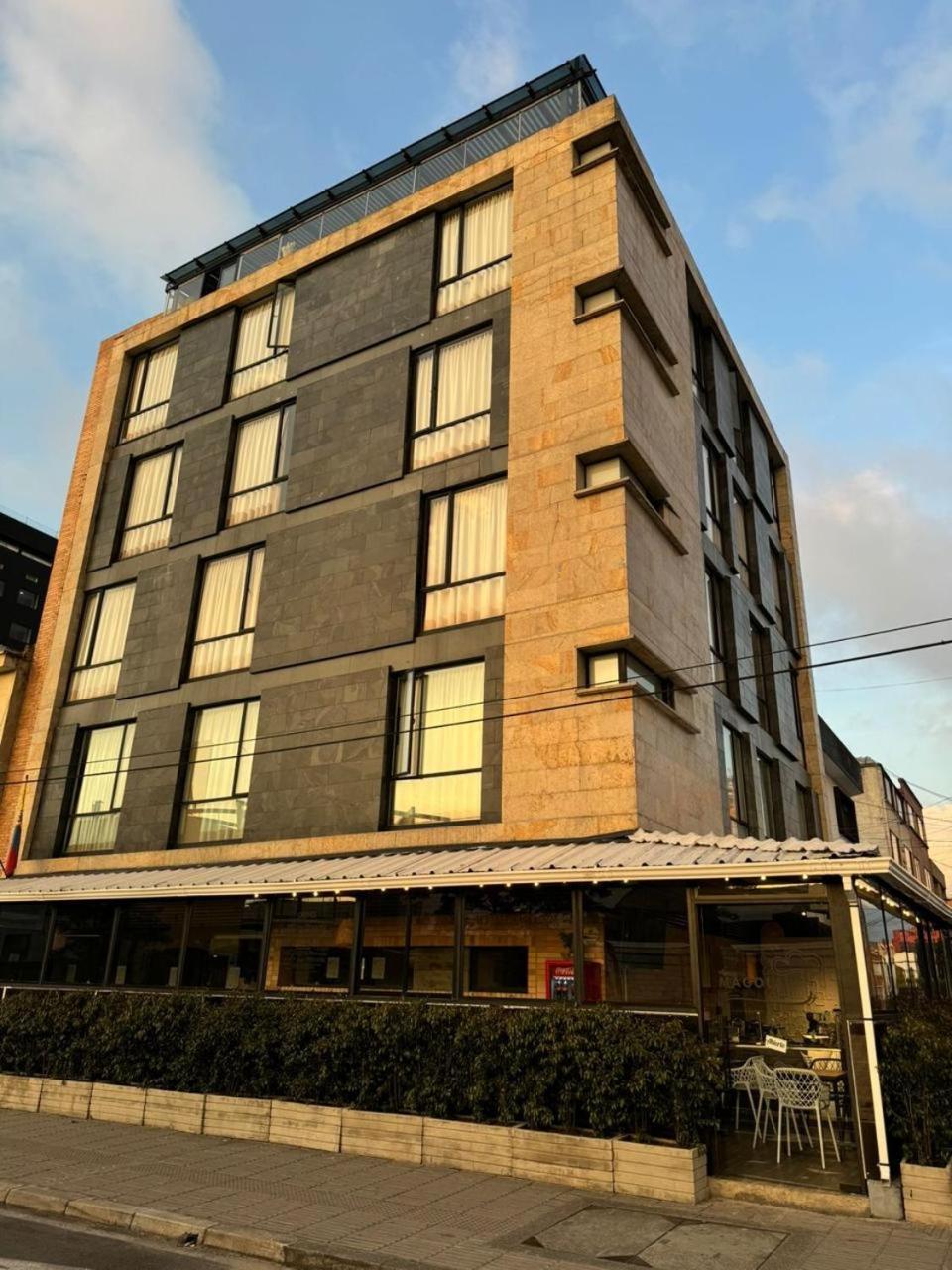 Hotel Dorado Ferial Bogota Exterior photo