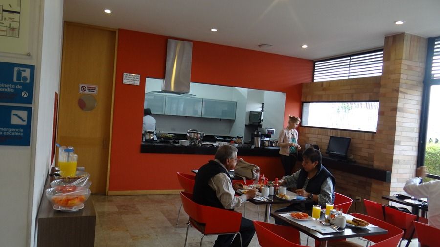 Hotel Dorado Ferial Bogota Exterior photo